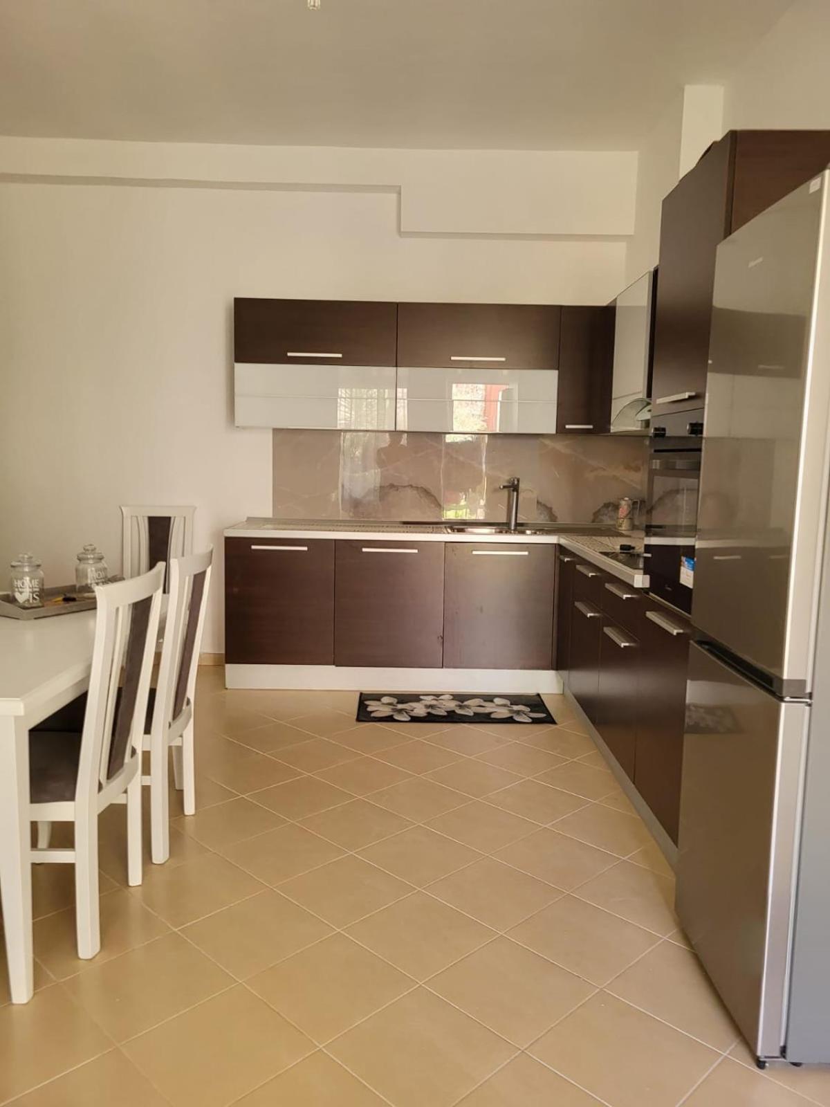 Tresy's Appartamento Sarandë